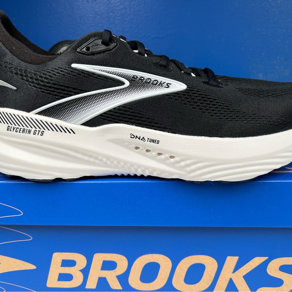 Men’s Brooks Glycerin GTS 22 Black/Grey/White Size: 12 Medium Running Shoes